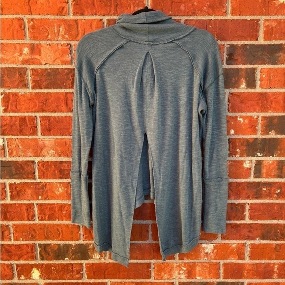 We The Free Womens Small Green Split Back Cowl Turtle Neck Long Sleeve Top - Picture 5 of 10